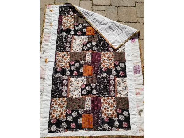 Winter Garden Floral in Earth Tones Quilt