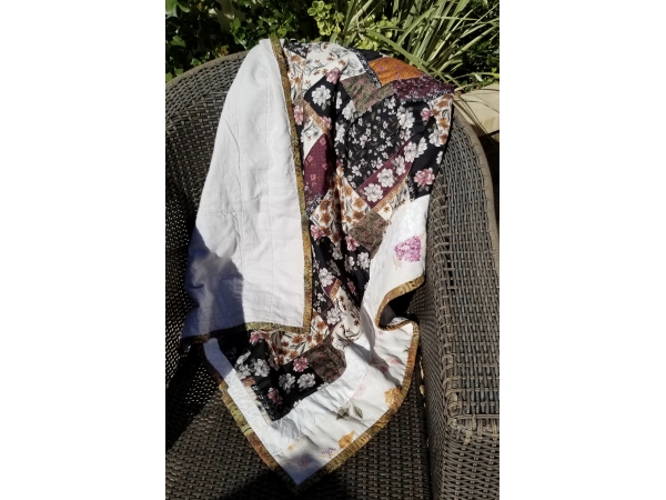 Winter Garden Floral in Earth Tones Quilt