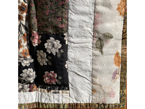 Winter Garden Floral in Earth Tones Quilt