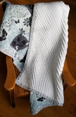 Butterflies & Floral in Teal, Grey, & Black Baby Quilt Butterflies & Floral in Teal, Grey, & Black Baby Quilt